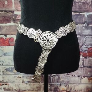 Silvertone Medallion Style Stretch Cord Belt